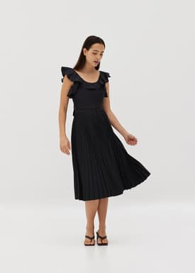 Aella Textured Frill Crop Top