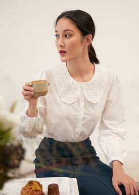 Endera Contrast Collar Blouse