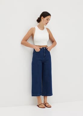 Karionna Padded T-Back Top