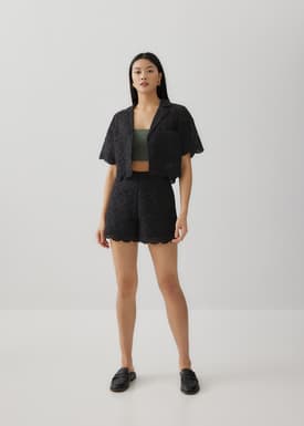 Alodia Broderie Crop Shirt