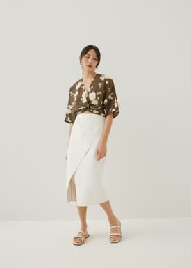 Cataleya Twist Front Top