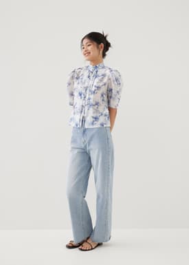 Jian Mandarin Collar Puff Sleeve Blouse in Heirloom Botanicals