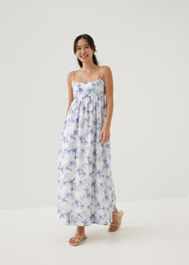 Erinn Babydoll Maxi Dress in Heirloom Botanicals