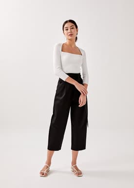 Astreed Square Neck Knit Top