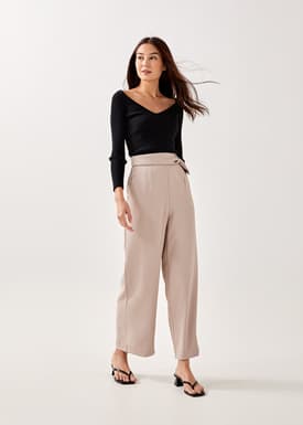 Ivie V-neck Ribbed Knit Top