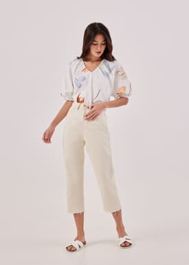 Carlee V-neck Puff Sleeve Blouse in Precious Treasures