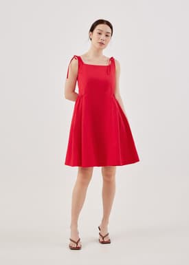 Jacklyn Side Ruched Panel Dress