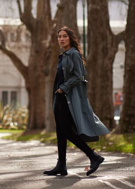 Nadelyn Skinny Stretch Jeans