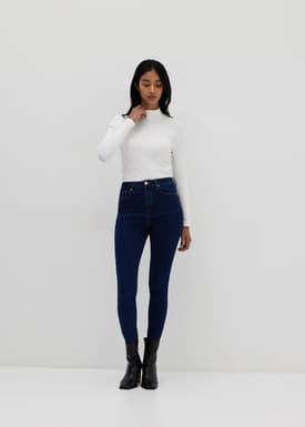 Tyanna Ribbed Knit Turtleneck Top