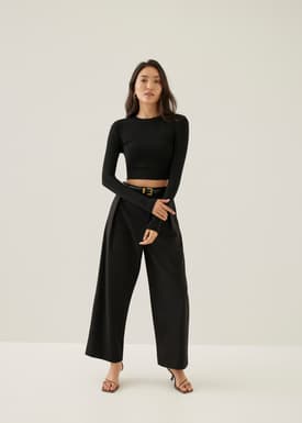 Edita Fitted Crop Sleeve Top