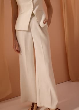 Leggy™ Pvara Textured Flare Pants
