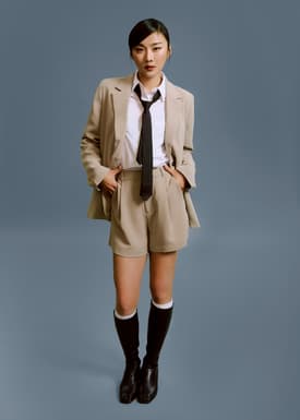 Aika Elastic Pleated Tailored Shorts