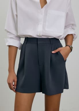 Aika Lightweight Elastic Pleated Tailored Shorts