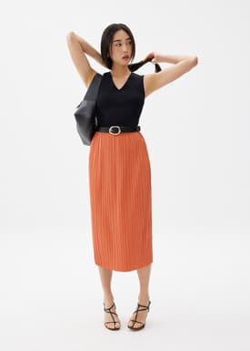 Gym Pleated Column Midi Skirt
