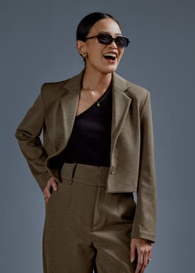 Alya Boxy Crop Blazer