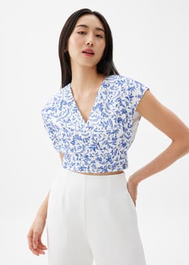Floral Broderie V-neck Crop Top