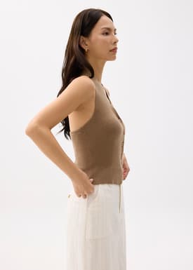 Knit Fitted Halter Neck Top