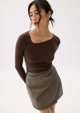 Fitted Asymmetric Knit Top