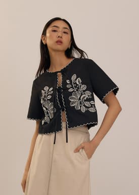 Round Neck Scallop Front Tie Top