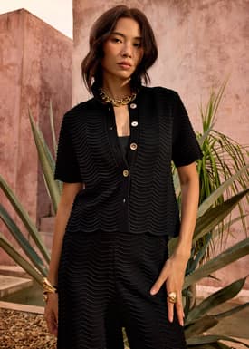 Wavy Knit Collared Boxy Cardigan