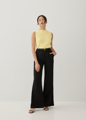 Haniela Funnel Neck Knit Top