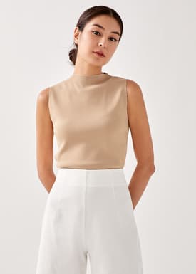Haniela Funnel Neck Knit Top