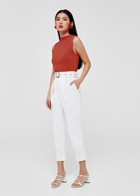 Haniela Funnel Neck Knit Top