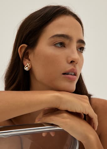 Evie Pearl Earrings