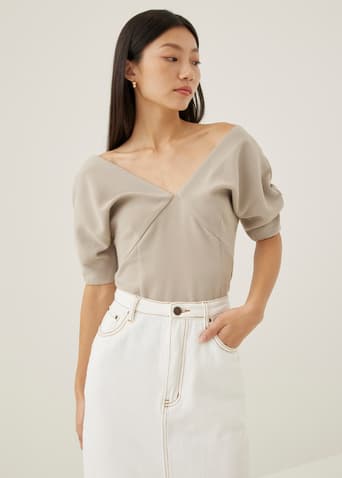 Hannie Fitted Off Shoulder Blouse