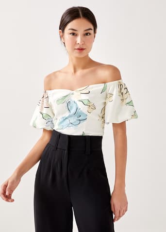 Cielo Puff Sleeve Off Shoulder Top in Unfolding Blooms