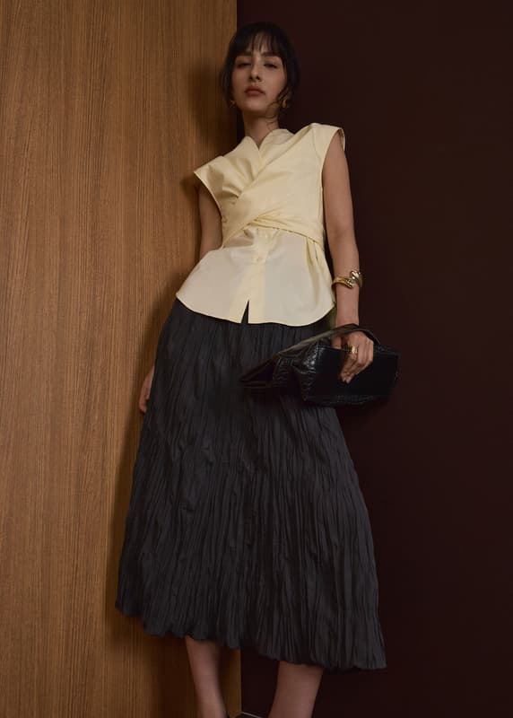 Leila Elastic Crinkled Pleats Flare Maxi Skirt | Love, Bonito SG
