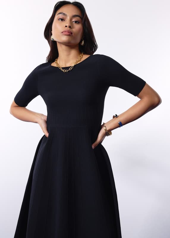 easy midi dress Moon River Mixed Media Knit Top Midi Dress | White | Size L