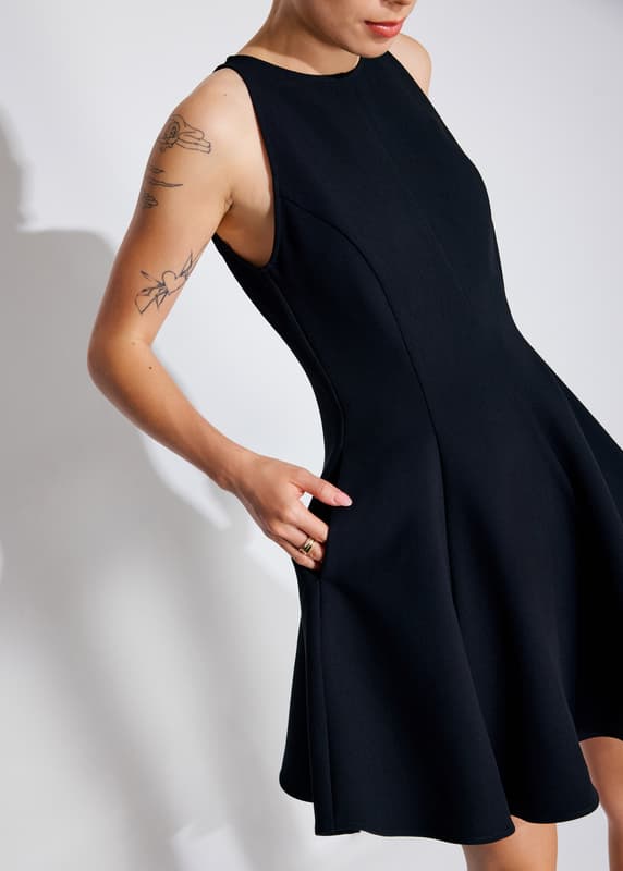 Women's White Sleeveless Round Neck Fit & Flare Dress