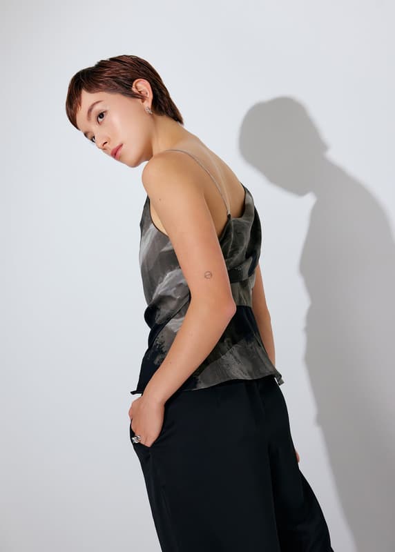 トップス SINAS Asymmetric Satin Top | Love, Bonito SG