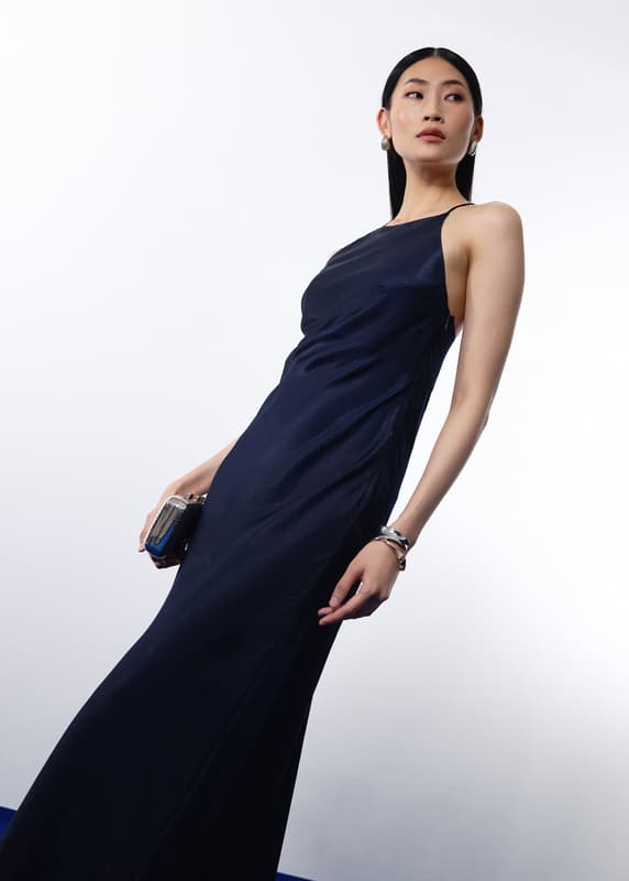 love bonito silk dress They make the whole party pop. Shop our new arrivals in time for the Festive season #linkinbio Items featured: Padded Satin Tube Bias Cut Maxi Dress Padded Asymmetric Front Twist Top Pleated