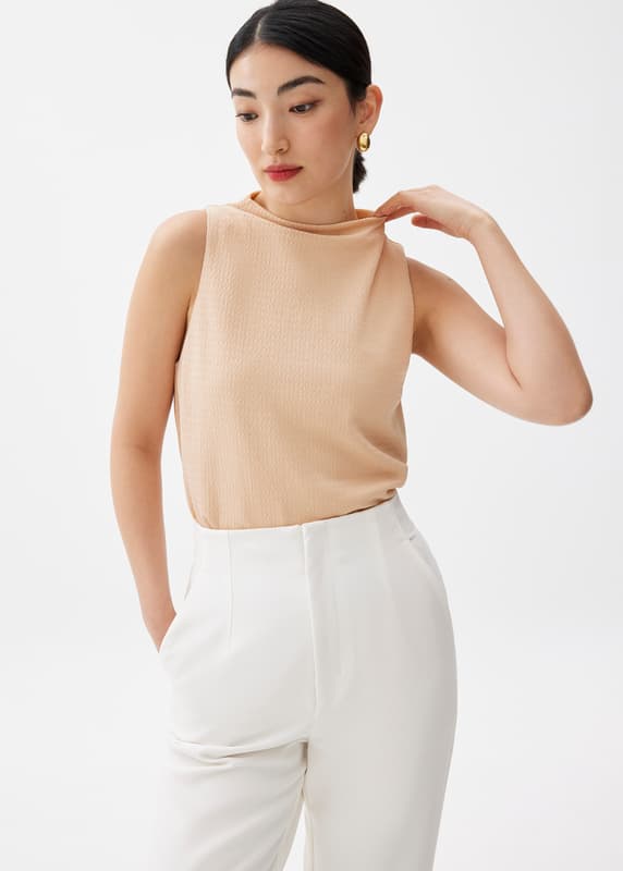 Crinked Mock Neck Top