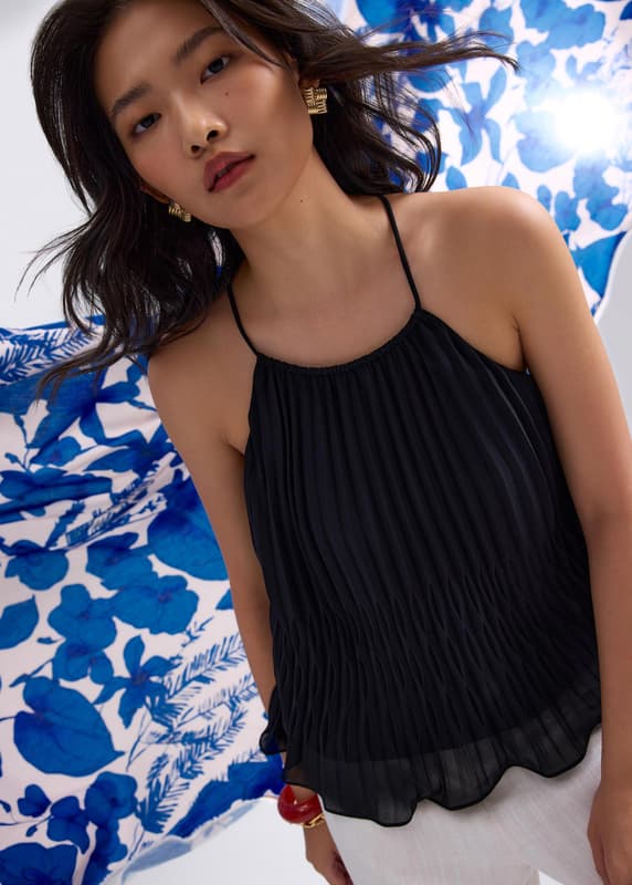 Relaxed Pleated Halter Shell Top | Love, Bonito INTL