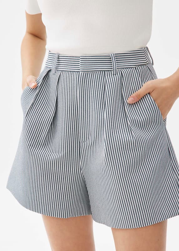 ROMANTIC CROWN★レディース★ BANDING PLEATS SHORTS♪ SHORTS | ROMANTIC CROWN