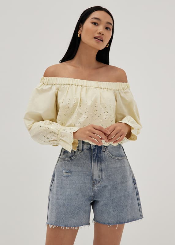 EMBELLISHED FLORAL LACE BUSTIER CROP TOP – OhYes Fashion