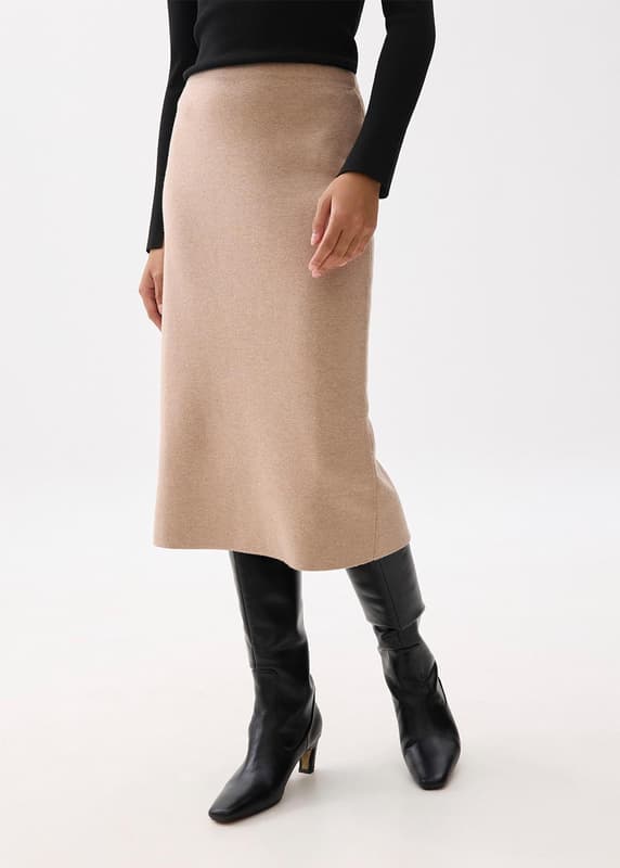 Esha Elastic Knit Column Midi Skirt