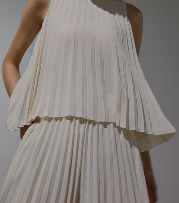 onsite_materialeducation_imagewithtext_pleated-crinkled_580x640