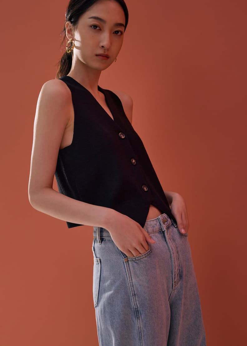 11c5070636-014-5_4vngc8rrtqfye4r7