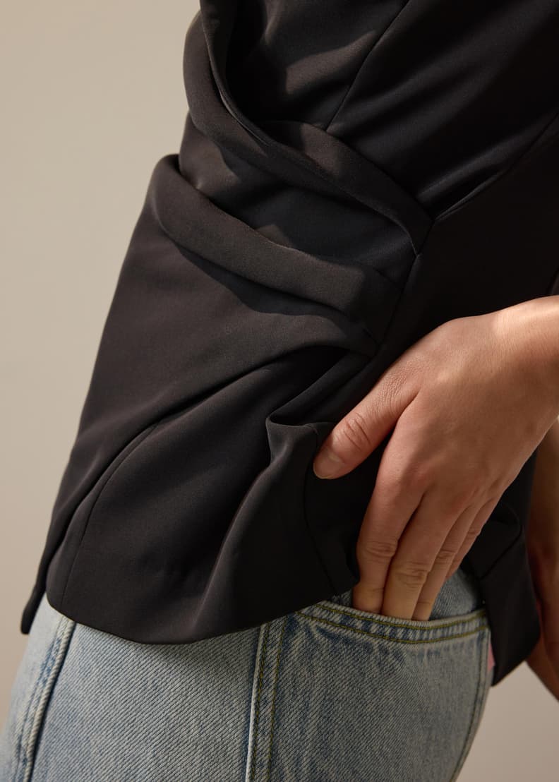 11c6031371-014-4_zl8mihwacz8gnwj0