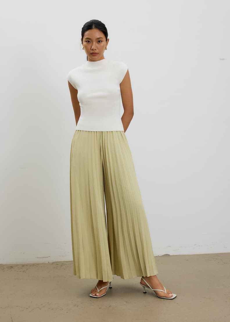 【美品】bow.a 水際wide pants ベージュ Werables Terraced Wide Leg Ruched Flare Drawstring Pant