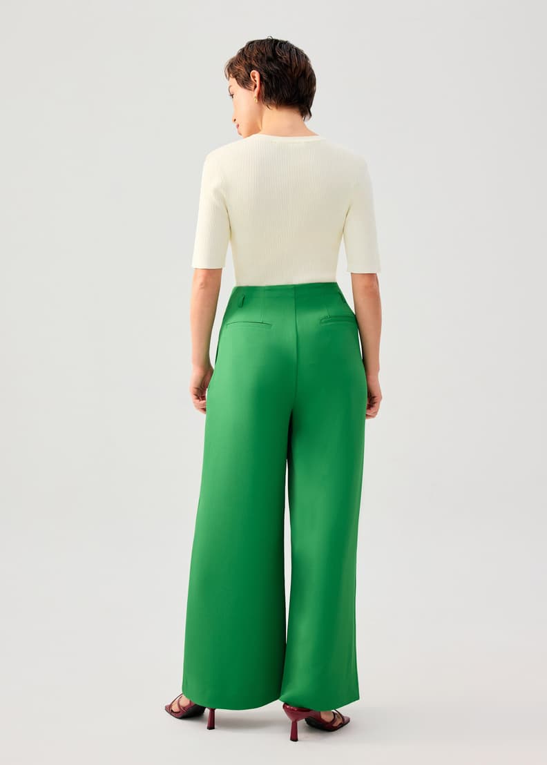 11f6011869-366-3_tw0d28spa7zoprqp