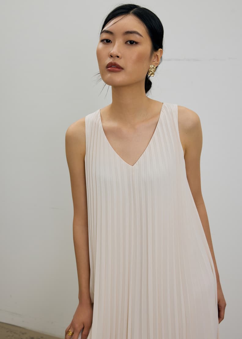 Willa Reversible Sunray Pleated Midaxi Dress | Love, Bonito INTL