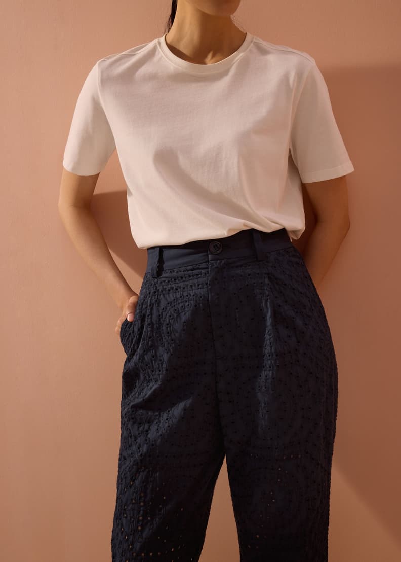 31f5050429-052-1_6riawzxebusycbuo