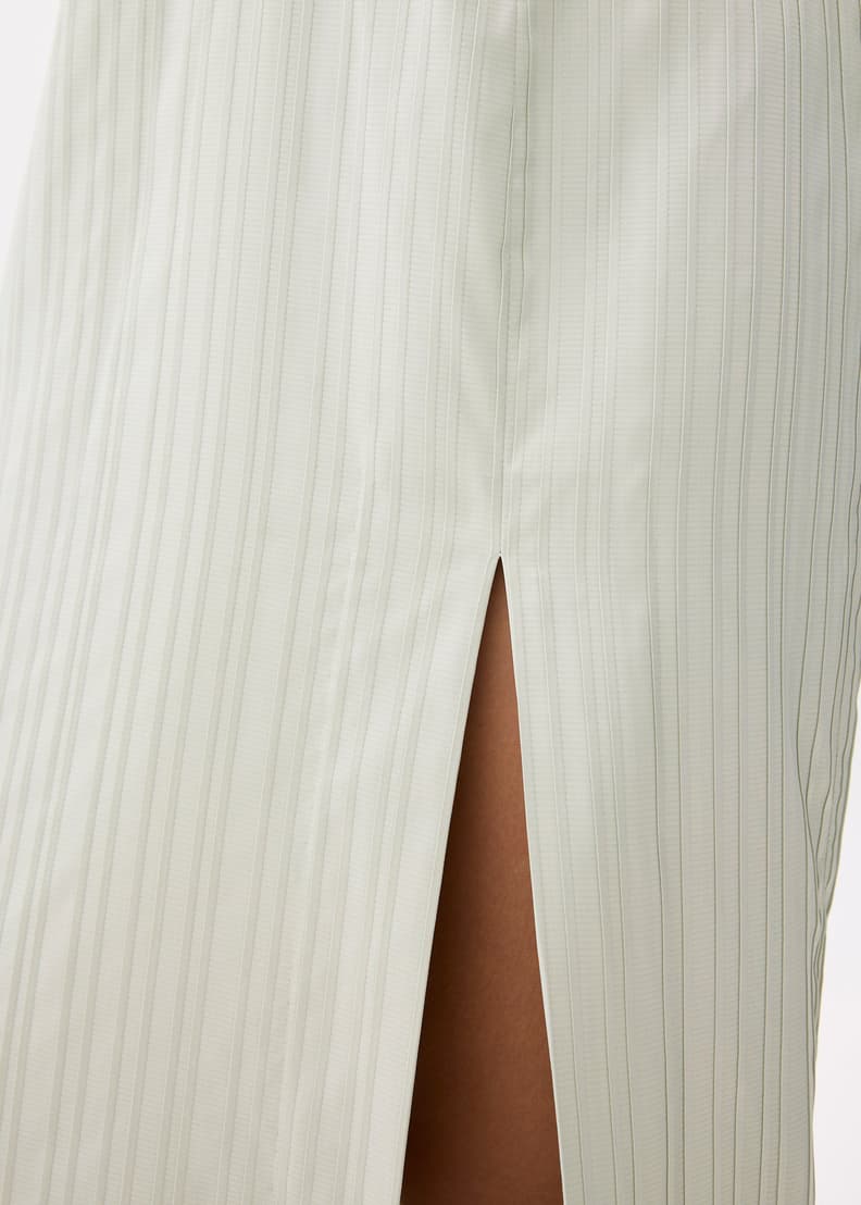 31k4030082-161-3_0elvqdpc0m0lw3om