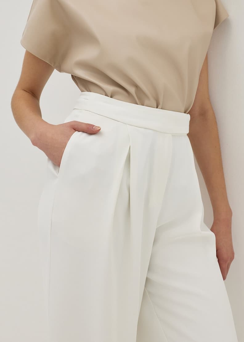 th2444-031-2_mv1tnbvh4jc3qqa4