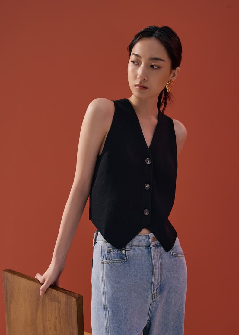 【U LAN】Beskitt V-neck mesh short-sleeved Casual Short Sleeve V-Neck CF Seame | LaneBryant